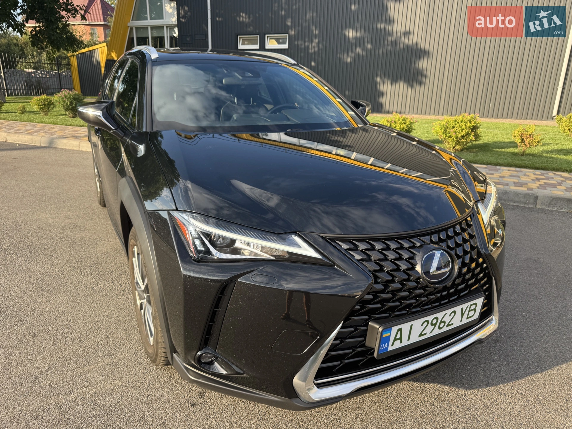 2020 Lexus UX - мініатюра 2