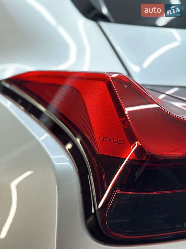 Внедорожник / Кроссовер Lexus UX 2019 в Киеве