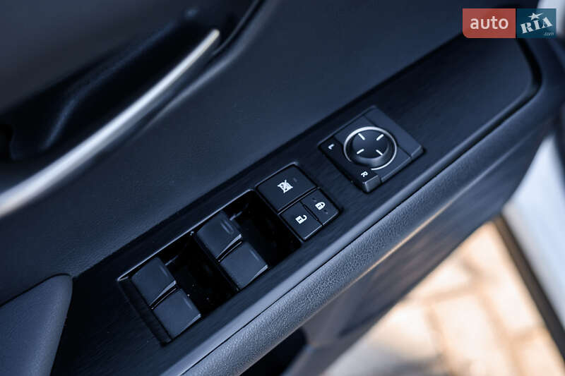 Внедорожник / Кроссовер Lexus UX 2019 в Ровно