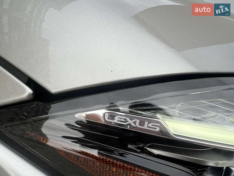 Позашляховик / Кросовер Lexus UX 2020 в Хмельницькому