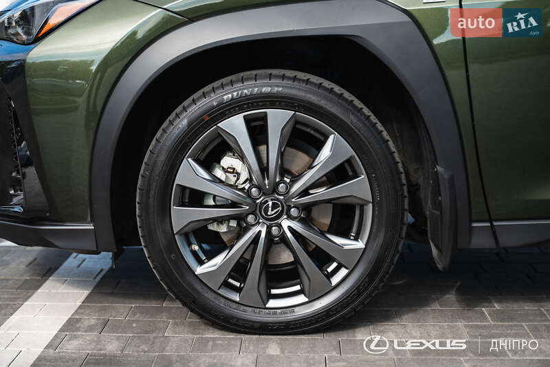 Позашляховик / Кросовер Lexus UX 2023 в Дніпрі фото 11 Позашляховик / Кросовер Lexus UX 2023 в Дніпрі