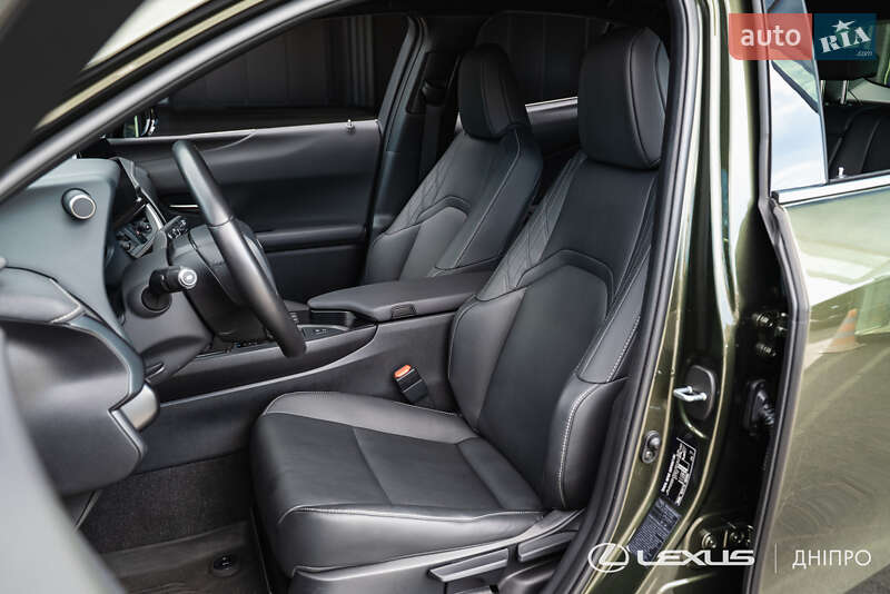 Позашляховик / Кросовер Lexus UX 2023 в Дніпрі фото 13 Позашляховик / Кросовер Lexus UX 2023 в Дніпрі