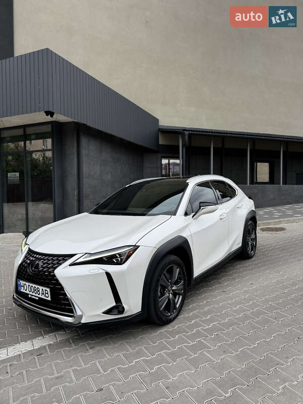 Внедорожник / Кроссовер Lexus UX 2019 в Тернополе фото 2 Внедорожник / Кроссовер Lexus UX 2019 в Тернополе