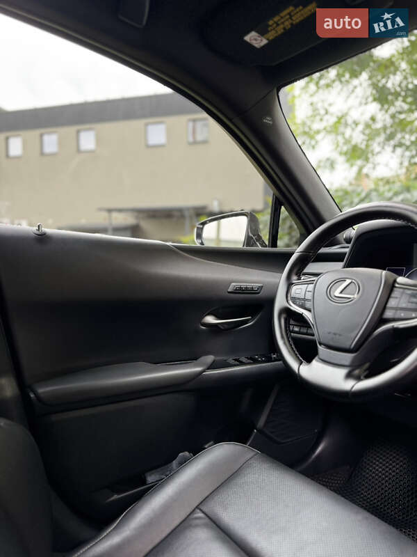 Внедорожник / Кроссовер Lexus UX 2019 в Тернополе фото 16 Внедорожник / Кроссовер Lexus UX 2019 в Тернополе