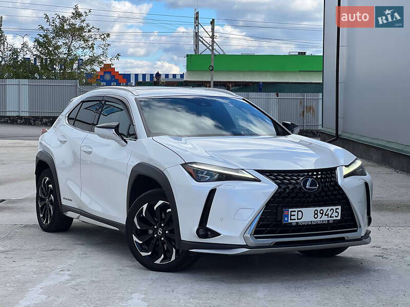 Позашляховик / Кросовер Lexus UX 2022 в Вінниці