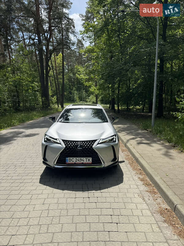 Внедорожник / Кроссовер Lexus UX 2020 в Львове