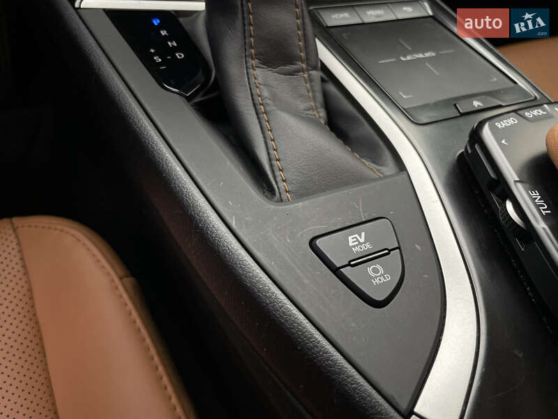 Внедорожник / Кроссовер Lexus UX 2020 в Одессе