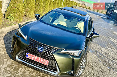 Позашляховик / Кросовер Lexus UX 2021 в Дніпрі