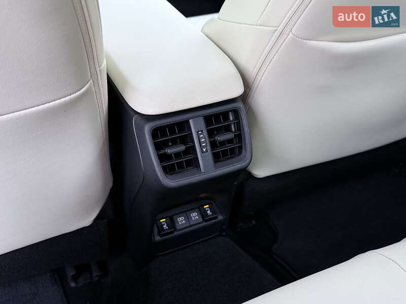 Внедорожник / Кроссовер Lexus UX 2021 в Днепре