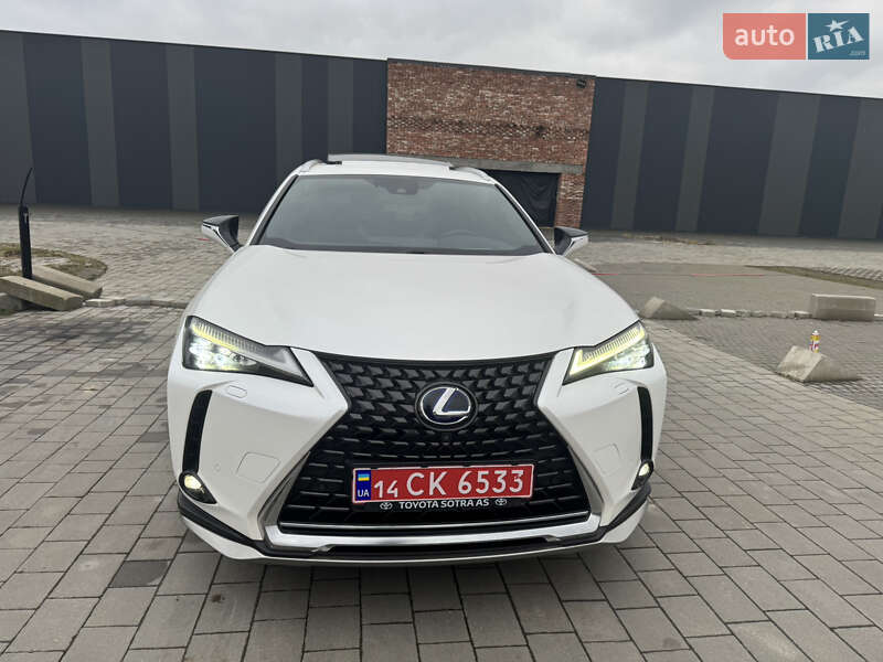 Внедорожник / Кроссовер Lexus UX 2022 в Хмельницком