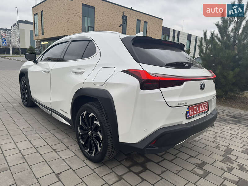Внедорожник / Кроссовер Lexus UX 2022 в Хмельницком