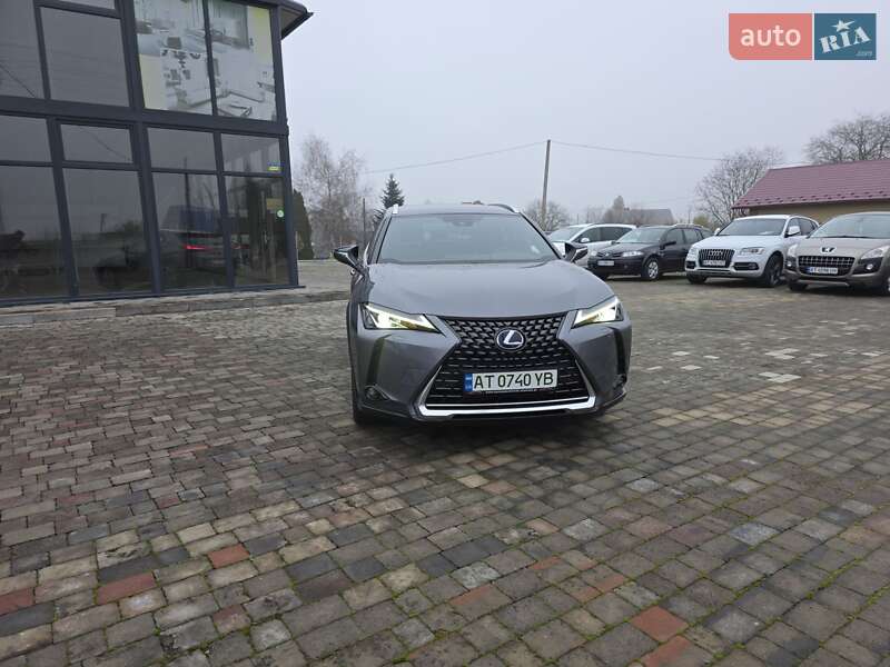 Позашляховик / Кросовер Lexus UX 2022 в Снятині