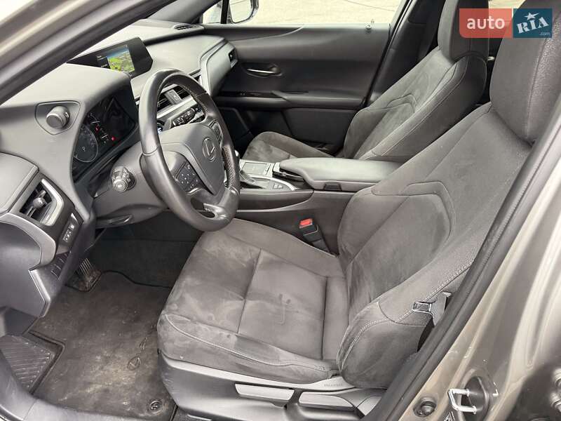 Внедорожник / Кроссовер Lexus UX 2020 в Львове