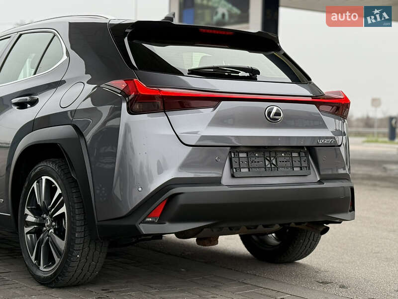 Внедорожник / Кроссовер Lexus UX 2021 в Днепре