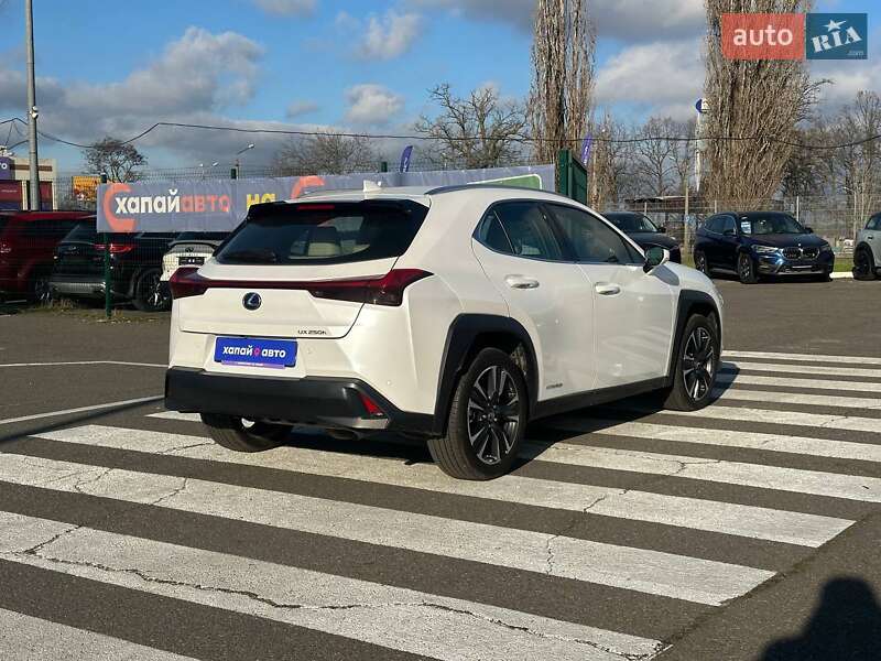 Внедорожник / Кроссовер Lexus UX 2020 в Одессе
