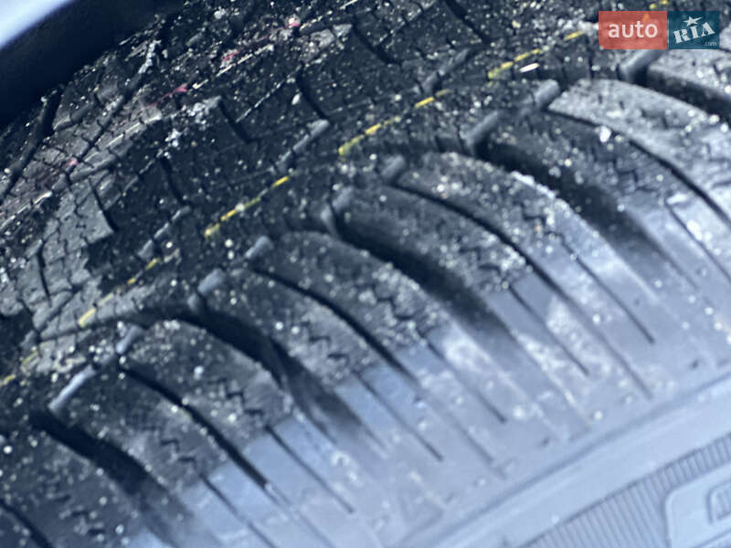 Позашляховик / Кросовер Lexus UX 2021 в Дрогобичі