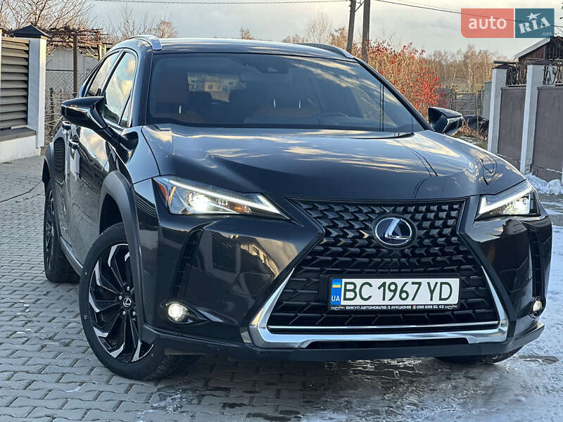 Позашляховик / Кросовер Lexus UX 2021 в Дрогобичі