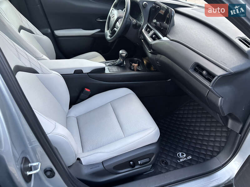 Внедорожник / Кроссовер Lexus UX 2023 в Одессе