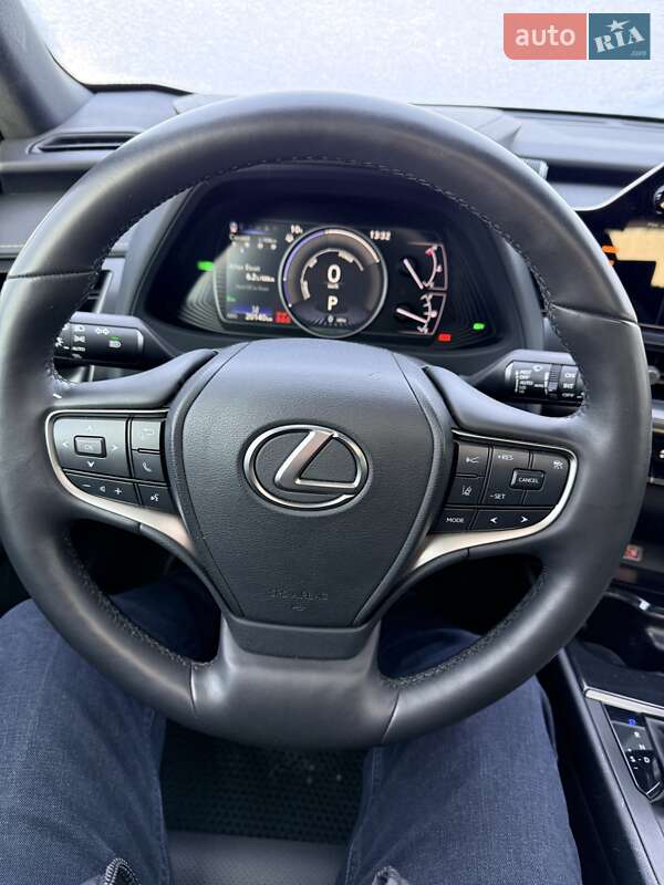 Внедорожник / Кроссовер Lexus UX 2022 в Сумах