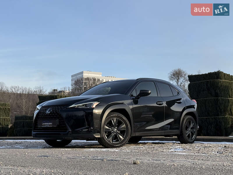 Позашляховик / Кросовер Lexus UX 2020 в Дніпрі
