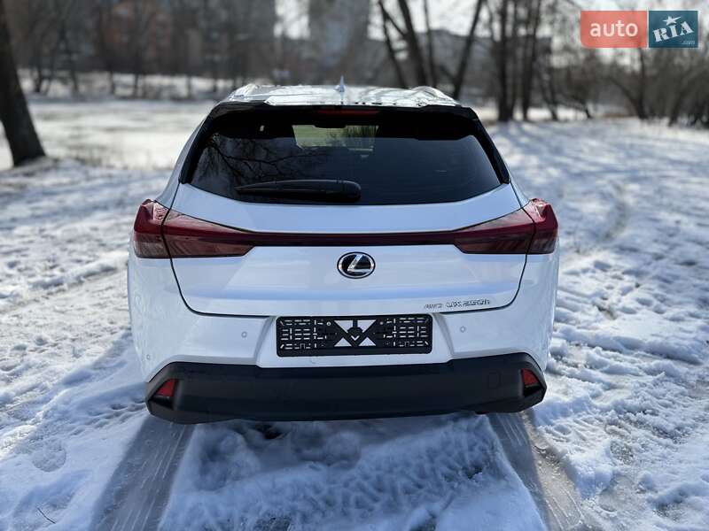 Позашляховик / Кросовер Lexus UX 2022 в Києві