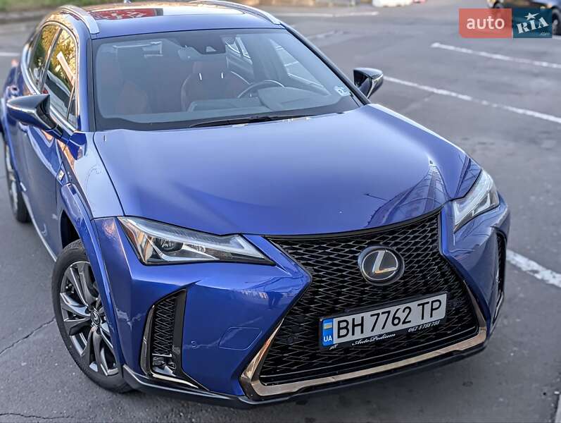 Позашляховик / Кросовер Lexus UX 2019 в Одесі фото 5 Позашляховик / Кросовер Lexus UX 2019 в Одесі