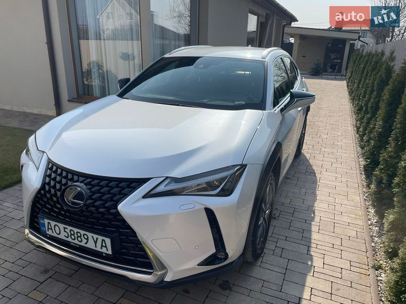 Внедорожник / Кроссовер Lexus UX 2020 в Ужгороде