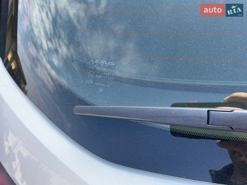 Внедорожник / Кроссовер Lexus UX 2020 в Ужгороде