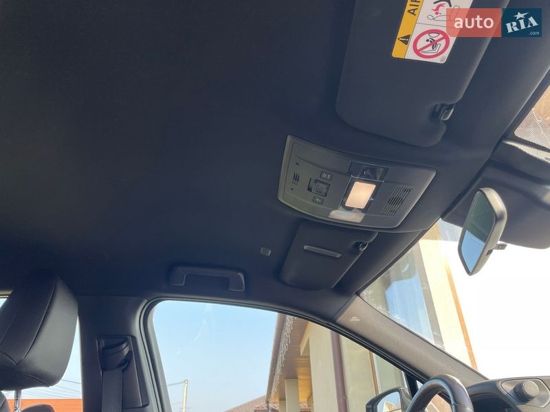 Внедорожник / Кроссовер Lexus UX 2020 в Ужгороде