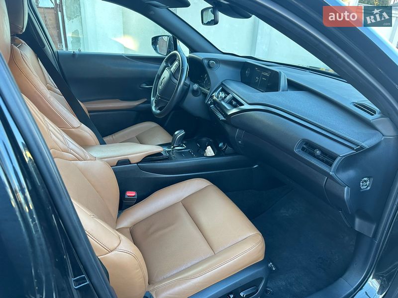 Внедорожник / Кроссовер Lexus UX 2020 в Трускавце