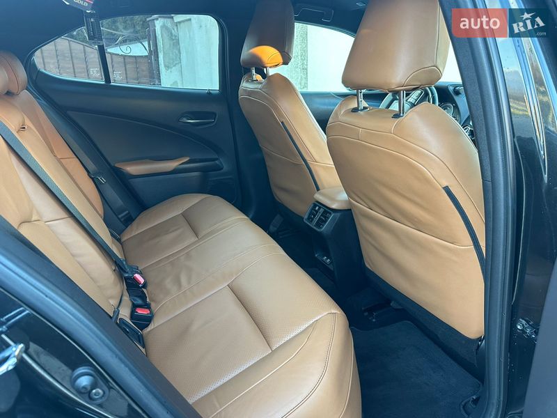 Внедорожник / Кроссовер Lexus UX 2020 в Трускавце