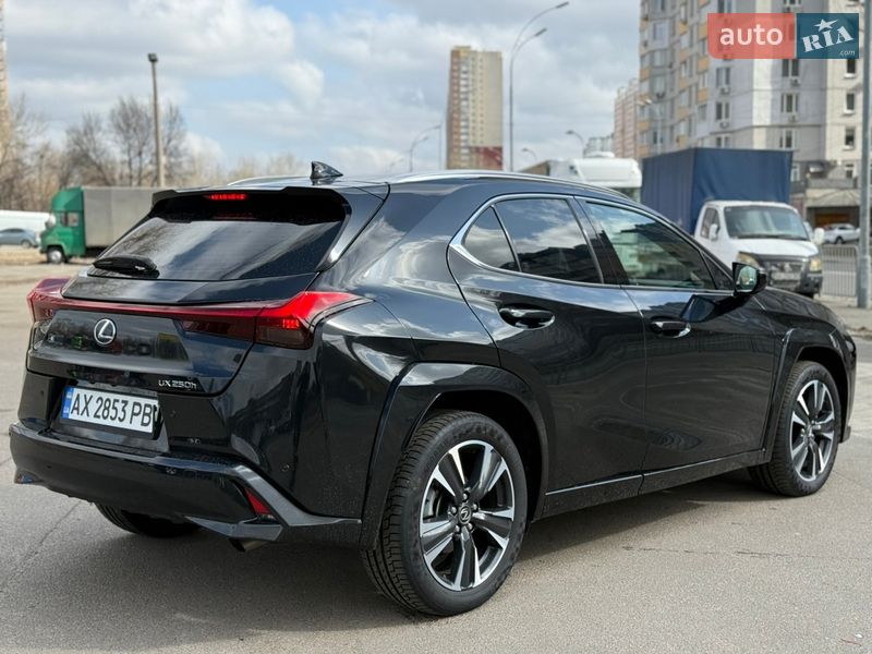 Позашляховик / Кросовер Lexus UX 2021 в Києві