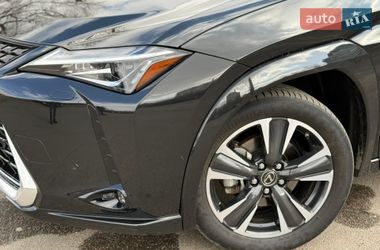 Внедорожник / Кроссовер Lexus UX 2021 в Киеве