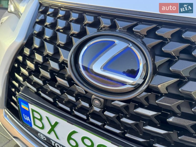 Внедорожник / Кроссовер Lexus UX 2022 в Хмельницком