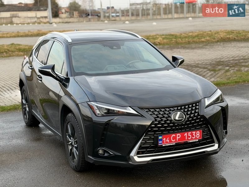 Позашляховик / Кросовер Lexus UX 2023 в Львові