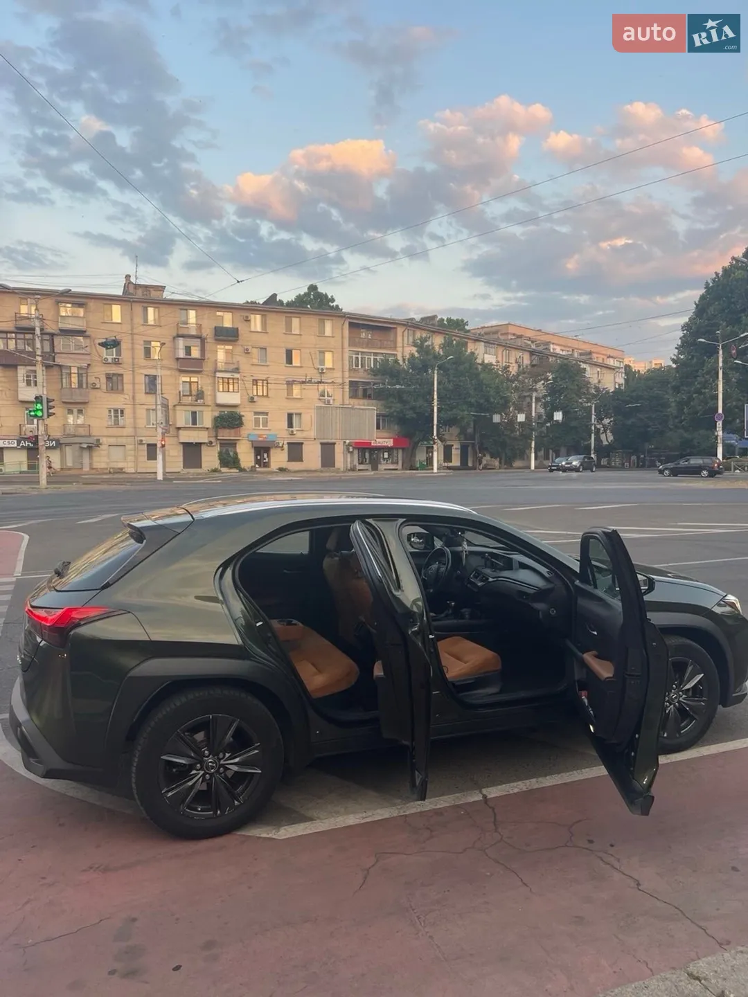 2020 Lexus UX - мініатюра 3