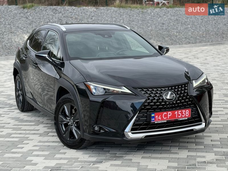 Позашляховик / Кросовер Lexus UX 2023 в Львові