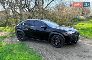 Внедорожник / Кроссовер Lexus UX 2018 в Черноморске