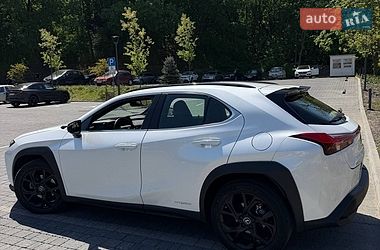 Внедорожник / Кроссовер Lexus UX 2021 в Львове