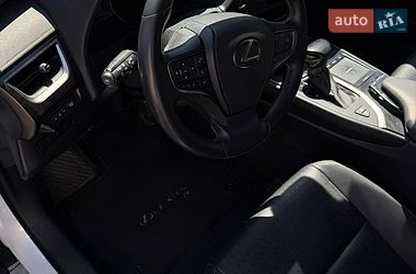 Внедорожник / Кроссовер Lexus UX 2021 в Львове
