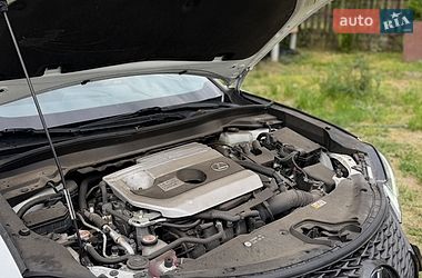 Внедорожник / Кроссовер Lexus UX 2021 в Запорожье