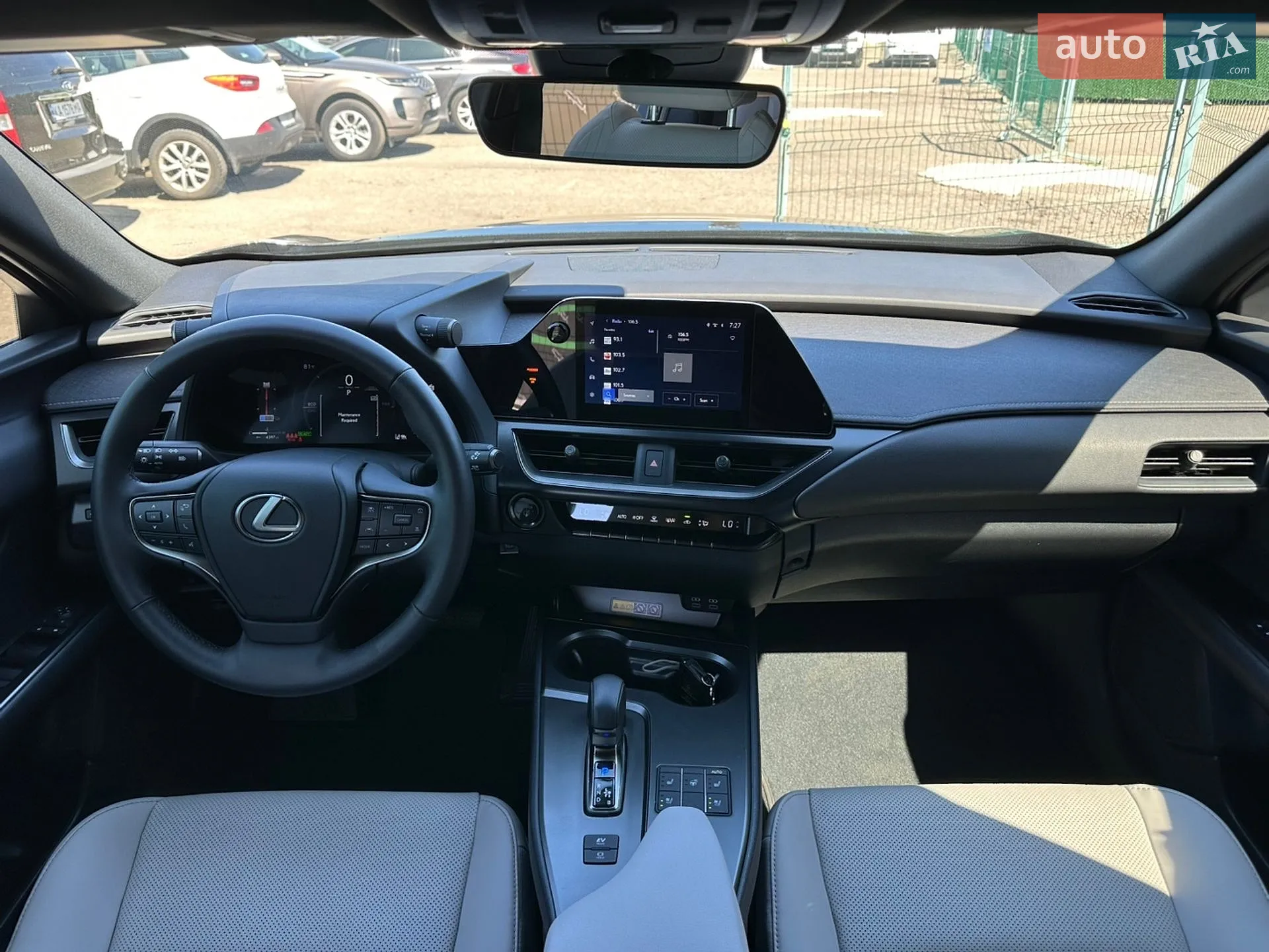 2025 Lexus UX - мініатюра 18