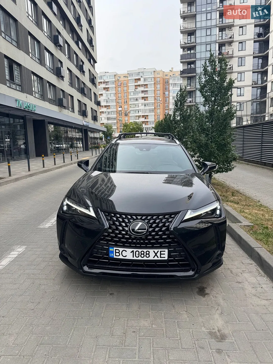 2023 Lexus UX - фото 1