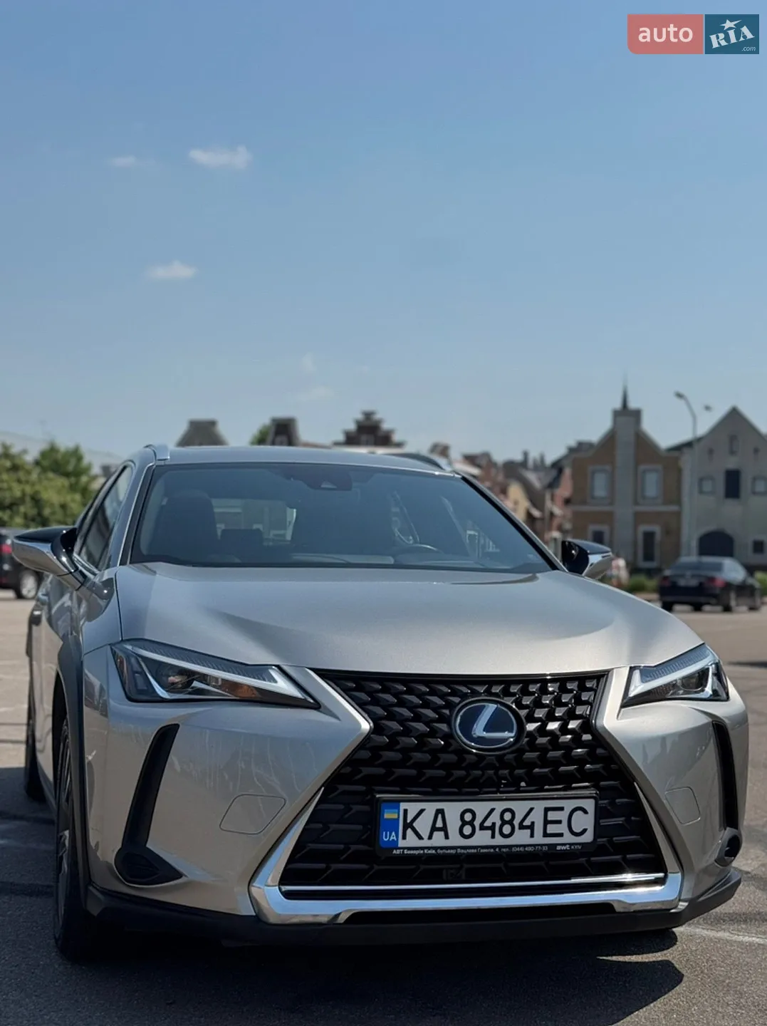 2019 Lexus UX - фото 1