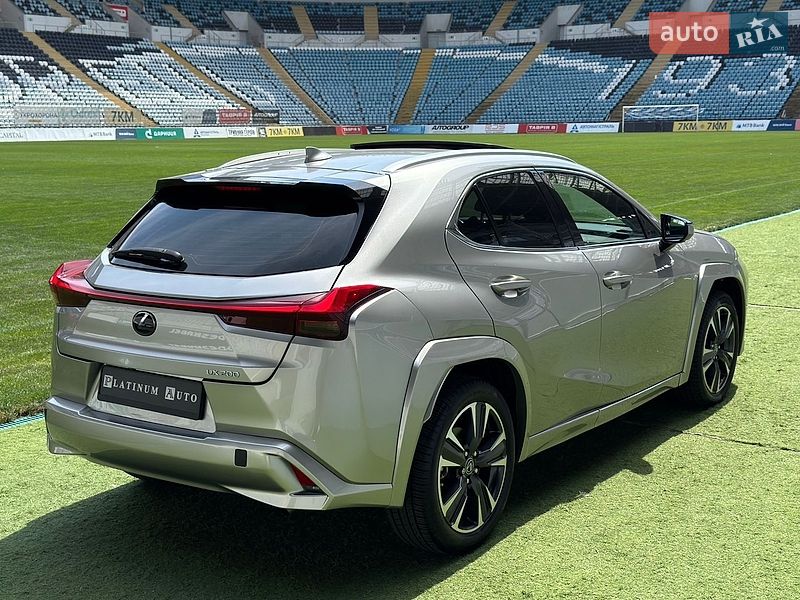 Позашляховик / Кросовер Lexus UX 2019 в Одесі