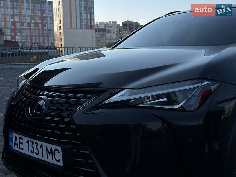 Позашляховик / Кросовер Lexus UX 2020 в Дніпрі