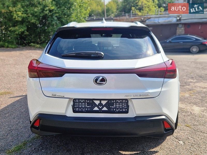 Позашляховик / Кросовер Lexus UX 2025 в Києві фото 24 Позашляховик / Кросовер Lexus UX 2025 в Києві