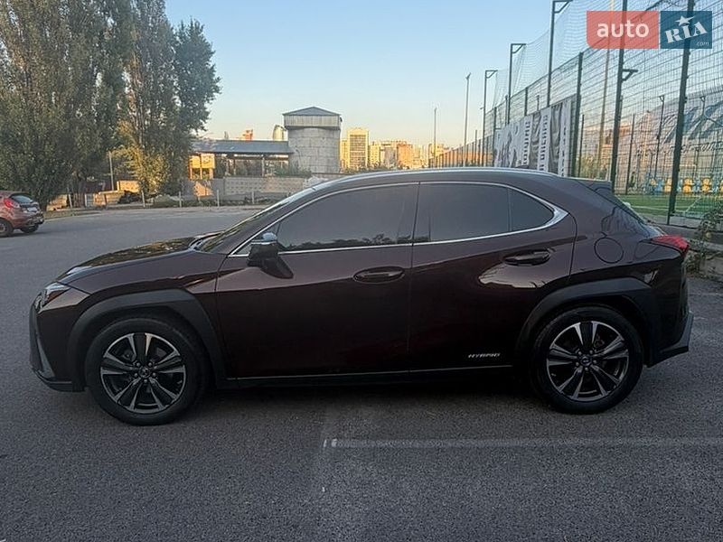 Позашляховик / Кросовер Lexus UX 2018 в Києві