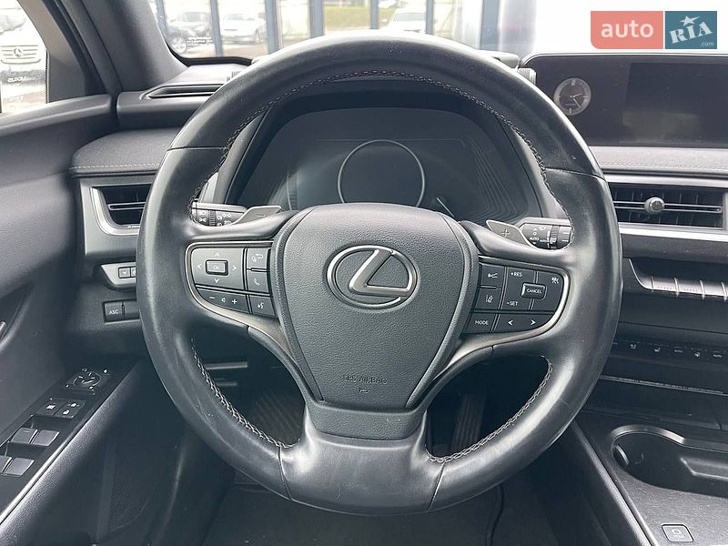 Внедорожник / Кроссовер Lexus UX 2021 в Киеве