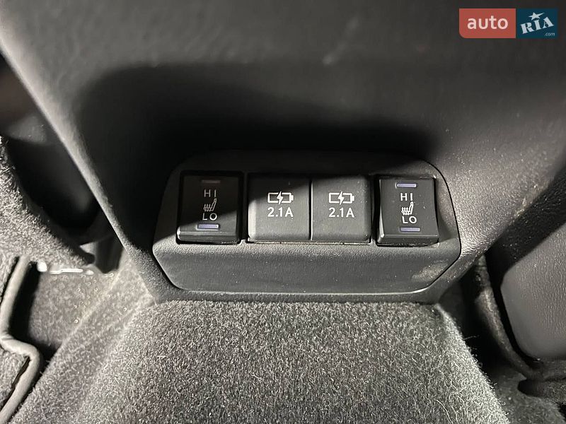 Внедорожник / Кроссовер Lexus UX 2021 в Киеве